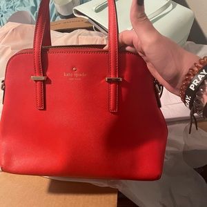 Red Kate Spade Purse for Sale. Perfect Condition